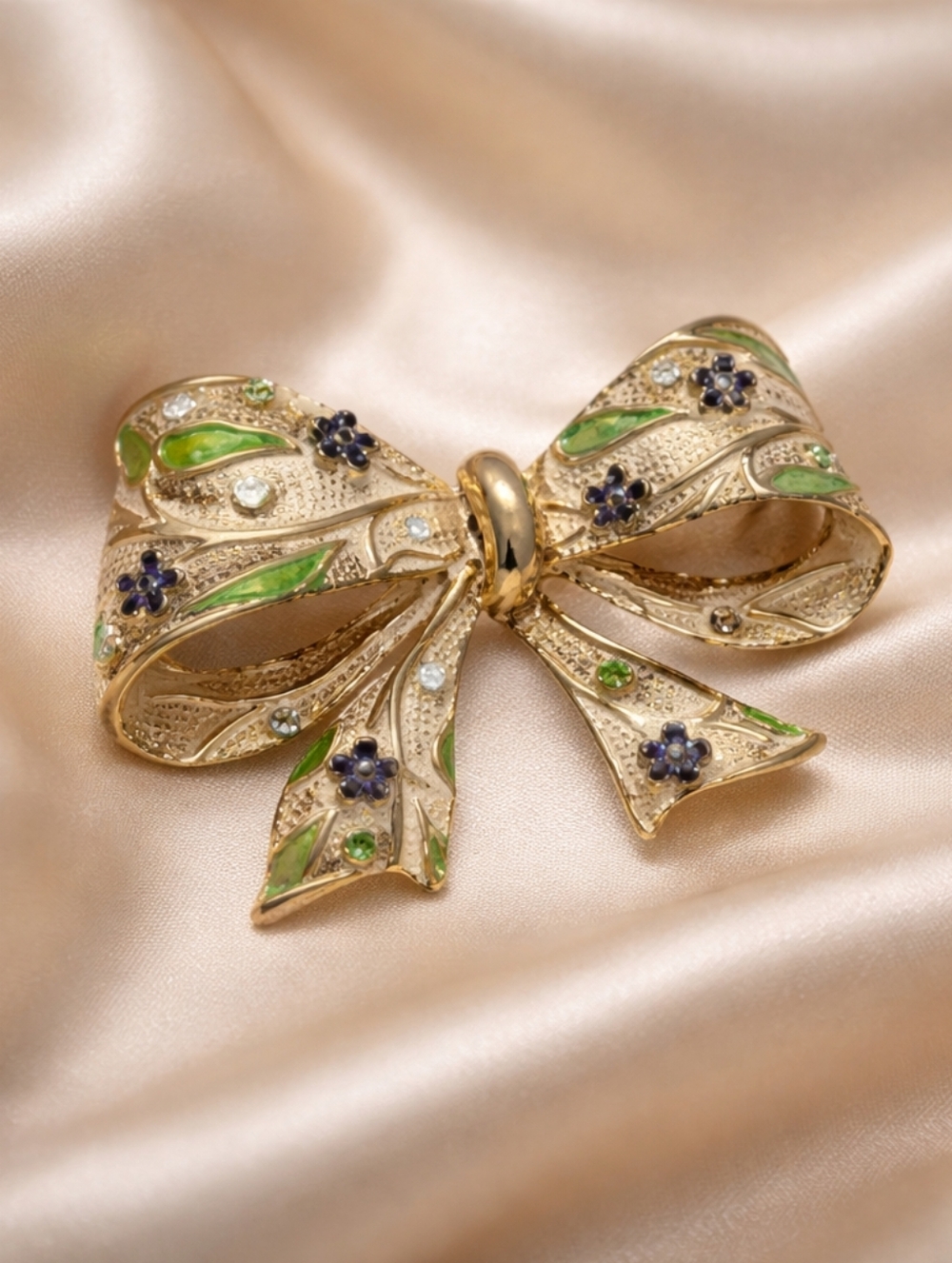 Vintage  BSK signed enamel rhinestone bow gold-tone ribbon brooch